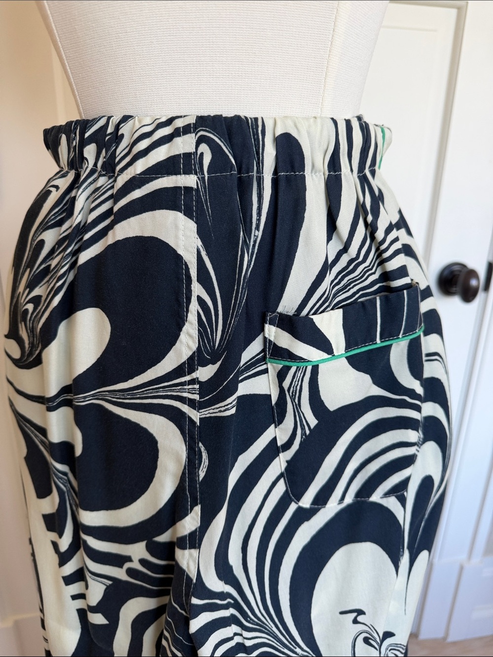 Wide Leg Palazzo Pants in Black / Navy & Cream Swirl Print - Picture 6 of 10